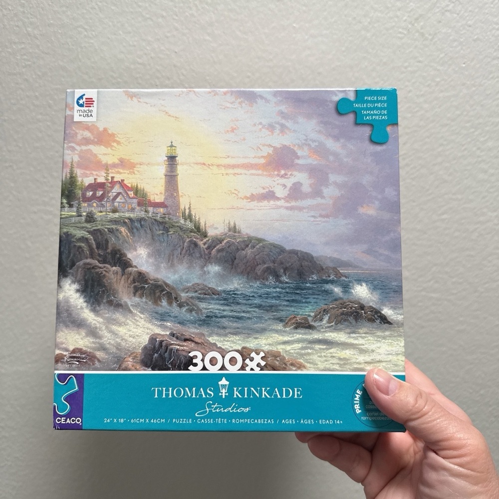 Thomas Kinkade Coastal Lighthouse 300 Puzzle